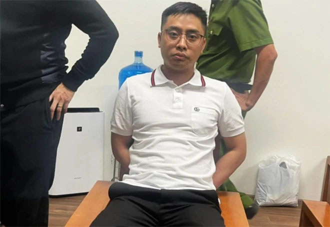 Xét xử Bùi Đình Khánh, kẻ nổ súng khiến thiếu tá Công an Quảng Ninh hy sinh Xét xử Bùi Đình Khánh, kẻ nổ súng khiến thiếu tá Công an Quảng Ninh hy sinh