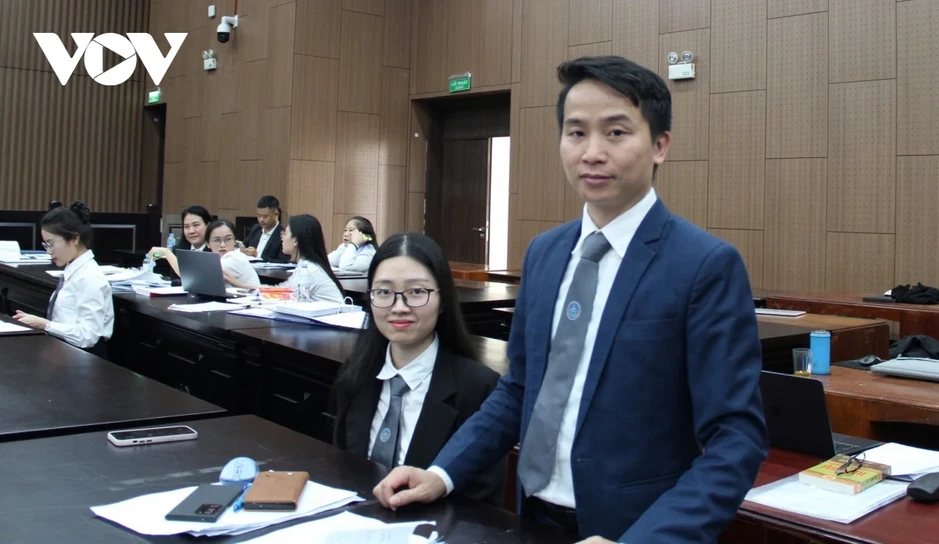 Xét xử cựu Thứ trưởng Hoàng Văn Thắng: Nhiều luật sư tham gia tranh tụng Xét xử cựu Thứ trưởng Hoàng Văn Thắng: Nhiều luật sư tham gia tranh tụng