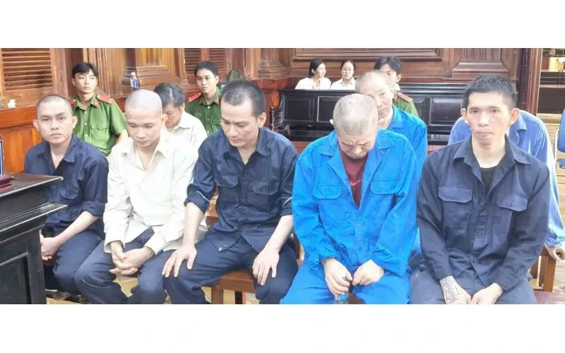 Xét xử nhóm đối tượng bắt bắt cóc đồng hương để cưỡng đoạt tiền mã hóa Xét xử nhóm đối tượng bắt bắt cóc đồng hương để cưỡng đoạt tiền mã hóa