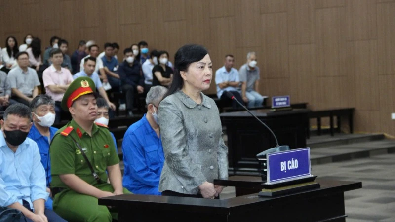 Xét xử sơ thẩm cựu Bộ trưởng Nguyễn Thị Kim Tiến: Dự án đình trệ gây lãng phí tiền mồ hôi, nước mắt của dân Xét xử sơ thẩm cựu Bộ trưởng Nguyễn Thị Kim Tiến: Dự án đình trệ gây lãng phí tiền mồ hôi, nước mắt của dân