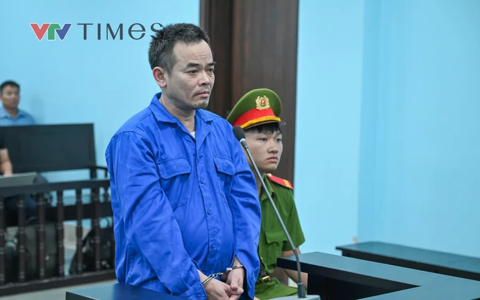 Xét xử tài xế xe bồn cố tình cán chết nữ sinh ở Hà Nội Xét xử tài xế xe bồn cố tình cán chết nữ sinh ở Hà Nội