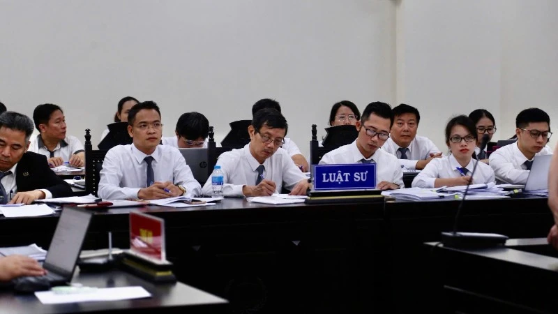 Xét xử vụ án làm giả hàng triệu sản phẩm bảo vệ sức khỏe giả Xét xử vụ án làm giả hàng triệu sản phẩm bảo vệ sức khỏe giả