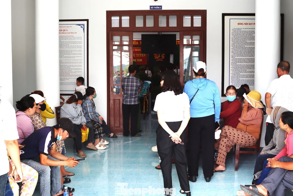 Xét xử vụ 'bị đánh đến thân tàn ma dại': Giám định viên nêu căn cứ xác định tỷ lệ thương tích Xét xử vụ 'bị đánh đến thân tàn ma dại': Giám định viên nêu căn cứ xác định tỷ lệ thương tích