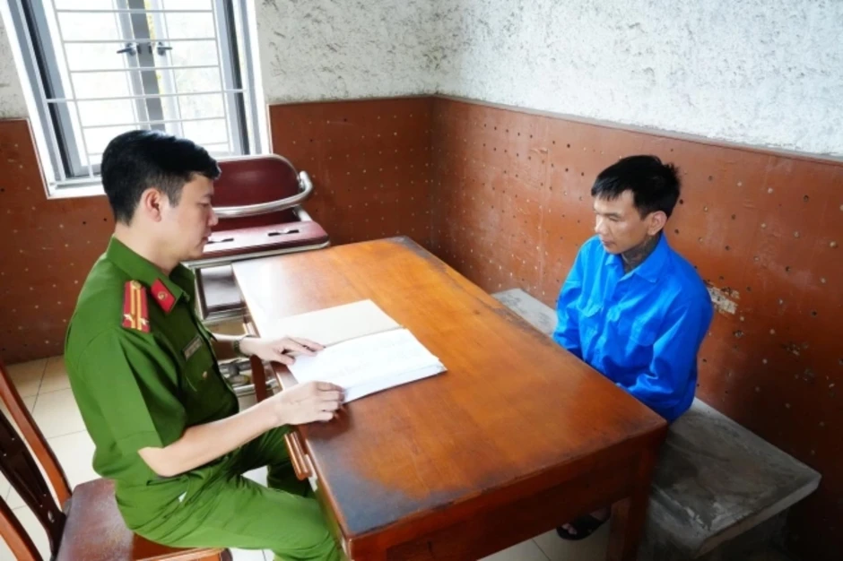 Xin nghỉ việc để lên kế hoạch đâm trọng thương đồng nghiệp Xin nghỉ việc để lên kế hoạch đâm trọng thương đồng nghiệp