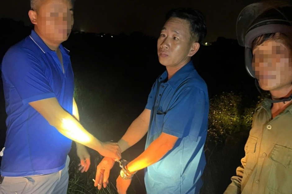 Xin nói chuyện riêng rồi đoạt mạng vợ cũ Xin nói chuyện riêng rồi đoạt mạng vợ cũ