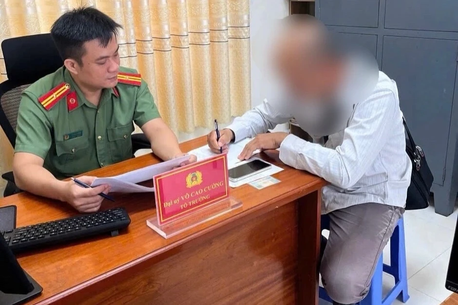 Xử lý Facebooker đăng tải thông tin xuyên tạc, chống phá Đảng, Nhà nước Xử lý Facebooker đăng tải thông tin xuyên tạc, chống phá Đảng, Nhà nước