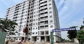 Xử phạt 2 người rao bán “suất ngoại giao” nhà ở xã hội trên Facebook