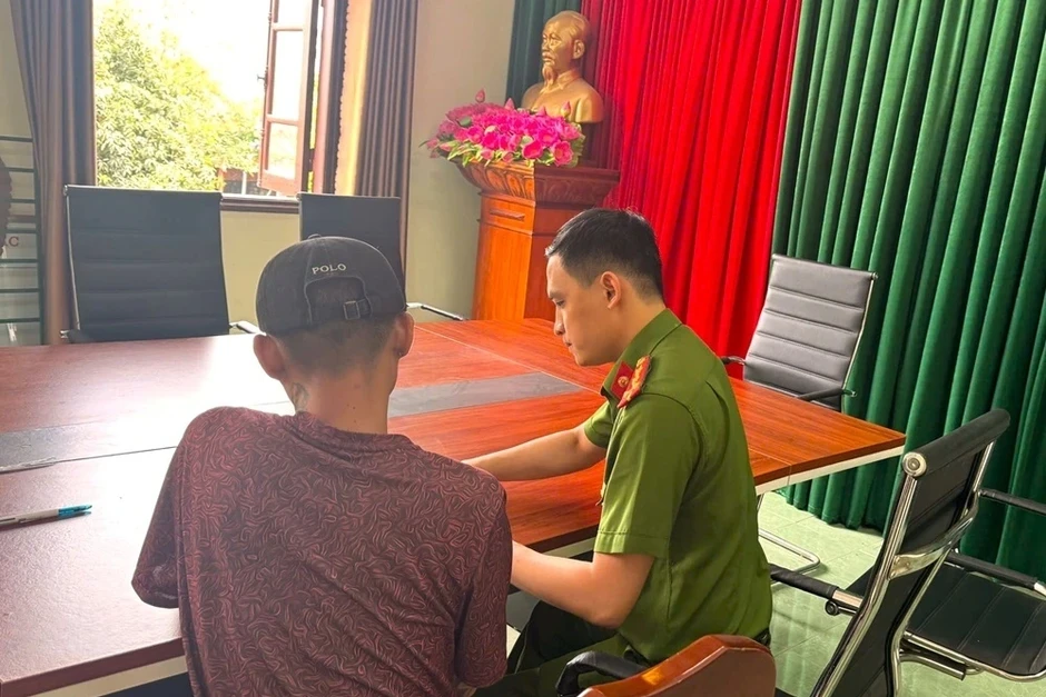 Xử phạt 7,5 triệu đồng người đàn ông bình luận công kích lực lượng công an Xử phạt 7,5 triệu đồng người đàn ông bình luận công kích lực lượng công an