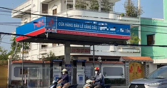 Xử phạt cửa hàng xăng dầu tại Vĩnh Long tự ý ngưng bán hàng