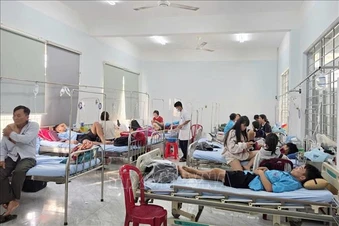 Xử phạt, đình chỉ hoạt động cơ sở bánh mì vi phạm về an toàn thực phẩm