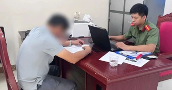 Xử phạt người đàn ông bình luận xúc phạm lãnh đạo trên Facebook