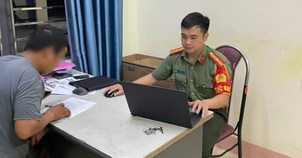 Xử phạt người đàn ông đăng tin "mưa lũ gây sạt lở hết đường"