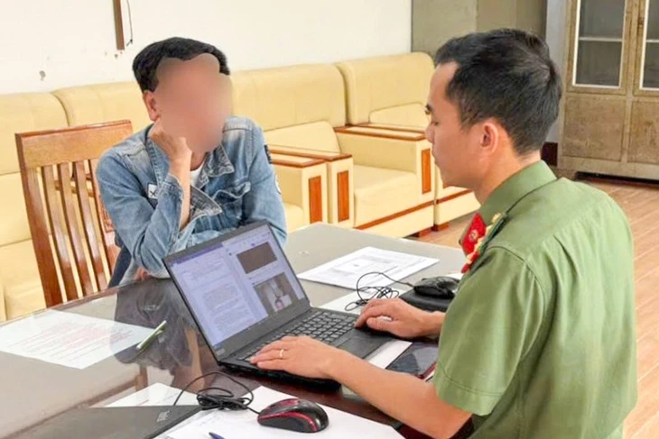 Xử phạt quản trị viên nhóm 'mượn danh' lãnh đạo Đảng, Nhà nước Xử phạt quản trị viên nhóm 'mượn danh' lãnh đạo Đảng, Nhà nước