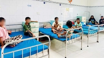 “Thần y mạng” chữa bệnh bằng độc dược