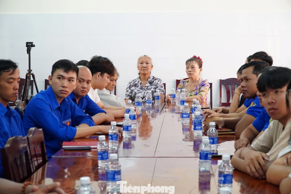 Bài 1: Sinh viên tình nguyện truyền cảm hứng cho nông dân Bài 1: Sinh viên tình nguyện truyền cảm hứng cho nông dân