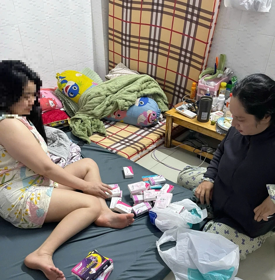 Bóc trần đường dây đẻ thuê xuyên biên giới: Bên trong 'lò' nuôi phụ nữ Bóc trần đường dây đẻ thuê xuyên biên giới: Bên trong 'lò' nuôi phụ nữ