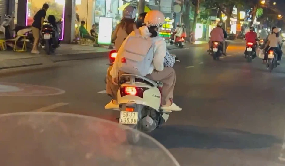 Bóc trần đường dây đẻ thuê xuyên biên giới: Bên trong 'lò' nuôi phụ nữ Bóc trần đường dây đẻ thuê xuyên biên giới: Bên trong 'lò' nuôi phụ nữ