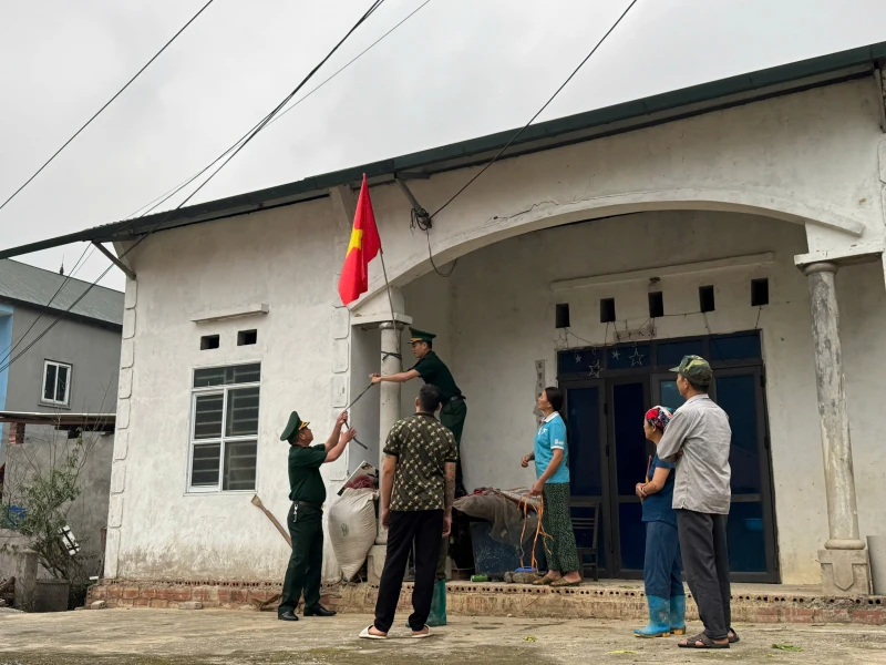 Cần Yên vững vàng nơi phên giậu Tổ quốc Cần Yên vững vàng nơi phên giậu Tổ quốc