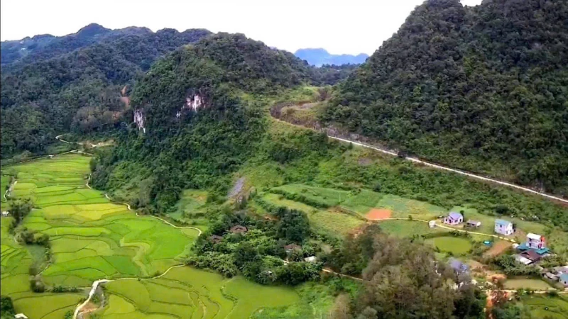 Cần Yên vững vàng nơi phên giậu Tổ quốc Cần Yên vững vàng nơi phên giậu Tổ quốc