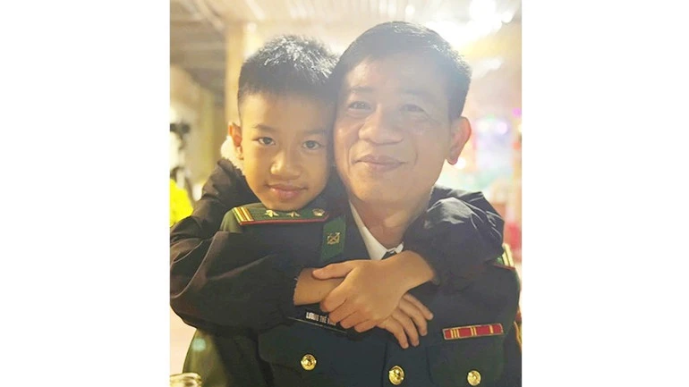 Đi trong sương giá biên thùy Đi trong sương giá biên thùy