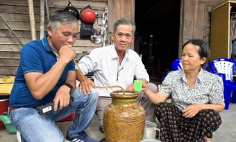 Gặp anh trai sau 51 năm lưu lạc