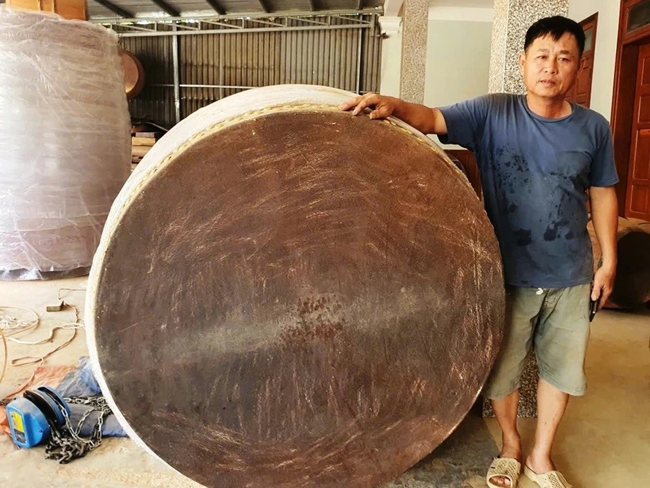 Gia tộc 8 đời làm trống khổng lồ Gia tộc 8 đời làm trống khổng lồ