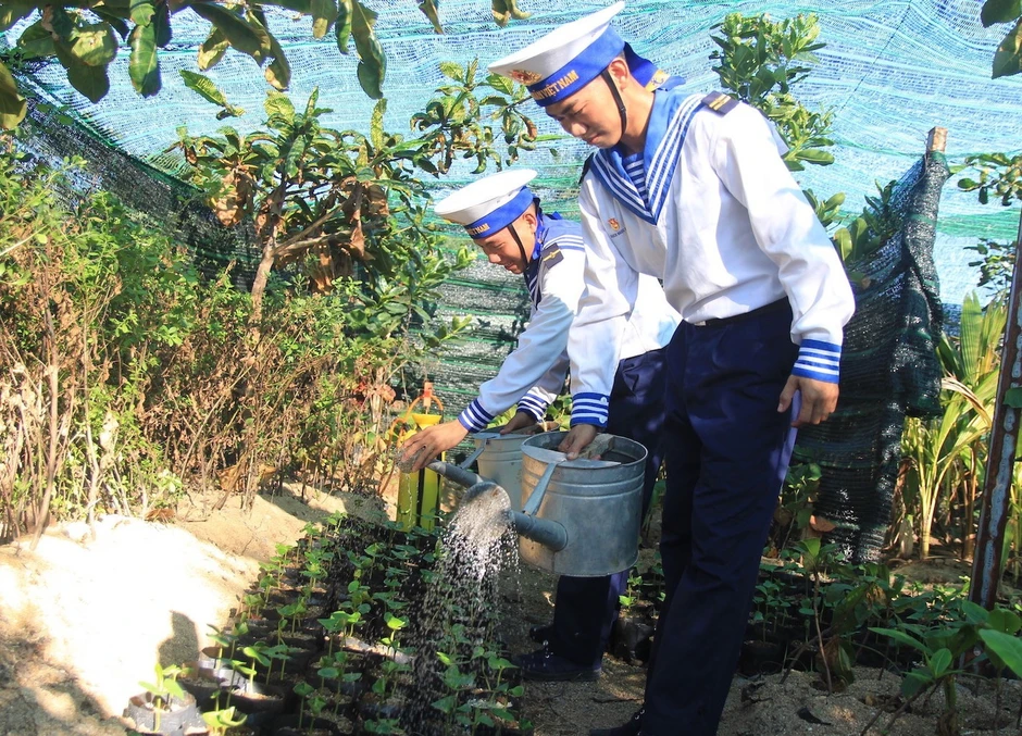 Hải trình Trường Sa, Kỳ 2: Ghé nơi bình yên Hải trình Trường Sa, Kỳ 2: Ghé nơi bình yên
