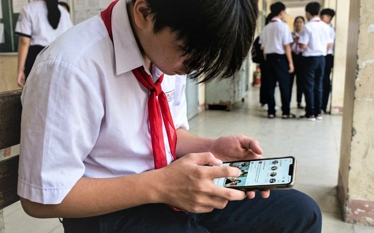 Hành trình cai nghiện game, mạng xã hội đầy khó khăn - Kỳ 1: Cậu bé ngủ gục ở bệnh viện