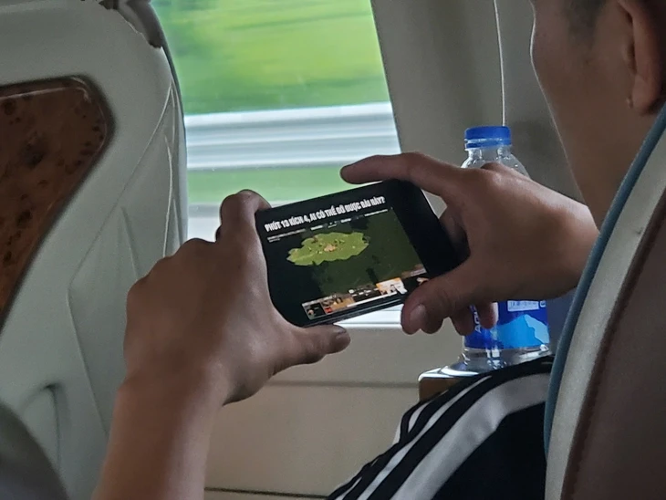 Hành trình cai nghiện game, mạng xã hội đầy khó khăn - Kỳ 2: Những 'xác sống' được dìu tới bệnh viện Hành trình cai nghiện game, mạng xã hội đầy khó khăn - Kỳ 2: Những 'xác sống' được dìu tới bệnh viện