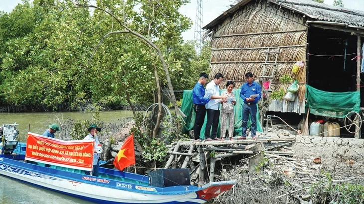 Hình ảnh khắp nơi sẵn sàng cho ngày bầu cử trọng đại Hình ảnh khắp nơi sẵn sàng cho ngày bầu cử trọng đại