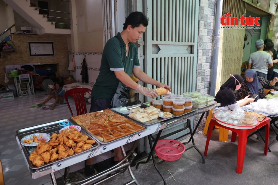 Khám phá chợ ẩm thực Ramadan chỉ họp một tháng mỗi năm Khám phá chợ ẩm thực Ramadan chỉ họp một tháng mỗi năm