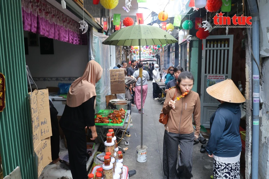 Khám phá chợ ẩm thực Ramadan chỉ họp một tháng mỗi năm Khám phá chợ ẩm thực Ramadan chỉ họp một tháng mỗi năm