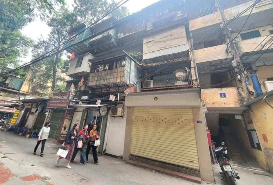 Khu tập thể cũ Hà Nội - giấc mơ thời nghèo khó - Kỳ 3: Đám cưới thời không có phòng tân hôn Khu tập thể cũ Hà Nội - giấc mơ thời nghèo khó - Kỳ 3: Đám cưới thời không có phòng tân hôn