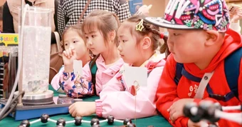 Làn sóng cấm trẻ em dùng mạng xã hội - Kỳ 5: Trung Quốc bảo vệ 'thế hệ bản địa Internet'