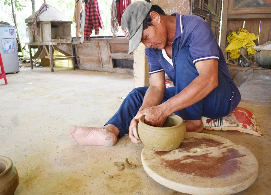 Làng nghề... một người