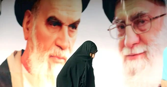 Lịch sử thăng trầm của Iran hiện đại - Kỳ 3: Chế độ thần quyền