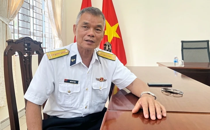 Mệnh lệnh trái tim giữa trùng khơi Mệnh lệnh trái tim giữa trùng khơi