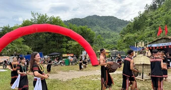 Miền quê Trà Leng bừng thức