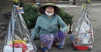 Mưu sinh dưới cái nắng chang chang