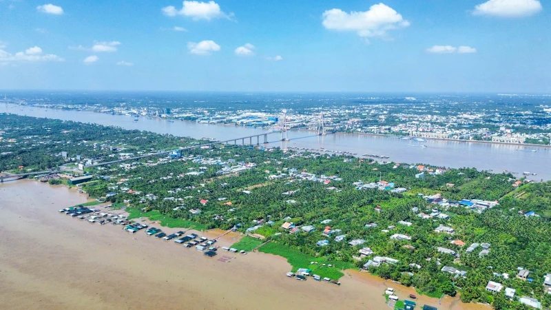 Nghề “đo ni đóng giày” cho ngựa trên cù lao Thới Sơn Nghề “đo ni đóng giày” cho ngựa trên cù lao Thới Sơn