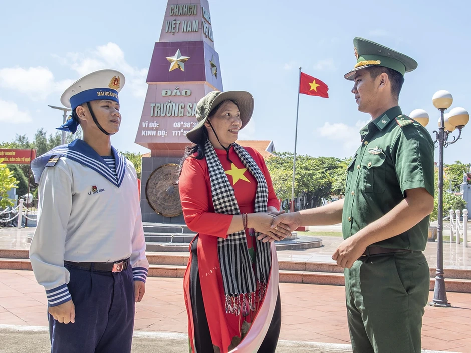 Rám màu lính đảo Trường Sa Rám màu lính đảo Trường Sa