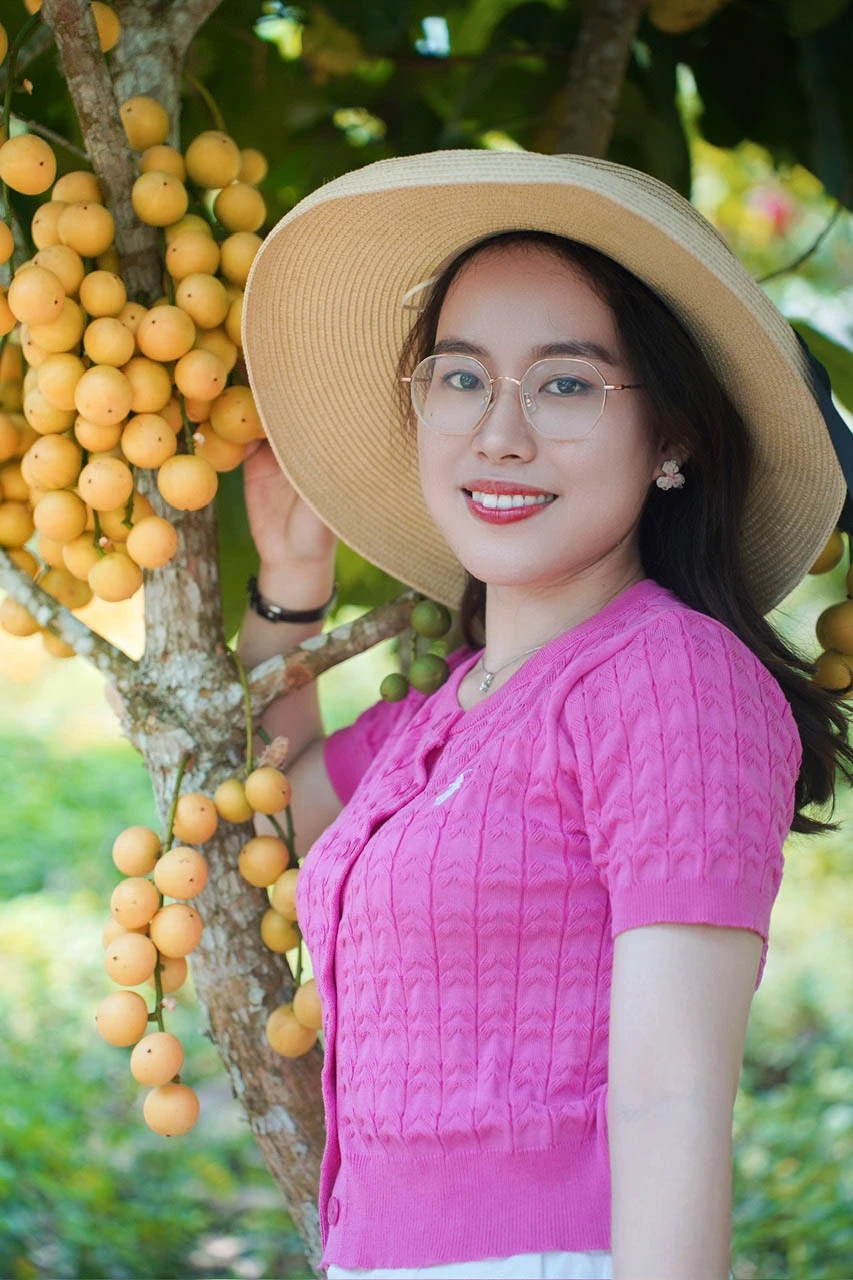 Rực rỡ mùa dâu ở núi Cấm Rực rỡ mùa dâu ở núi Cấm