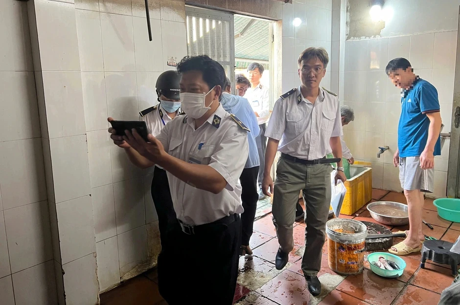 Rùng mình lò giết mổ lậu chó, mèo: 'Bốc hơi' bí ẩn trước giờ kiểm tra Rùng mình lò giết mổ lậu chó, mèo: 'Bốc hơi' bí ẩn trước giờ kiểm tra