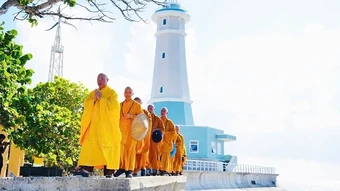 Theo tiếng chuông ra Trường Sa (kỳ 1)