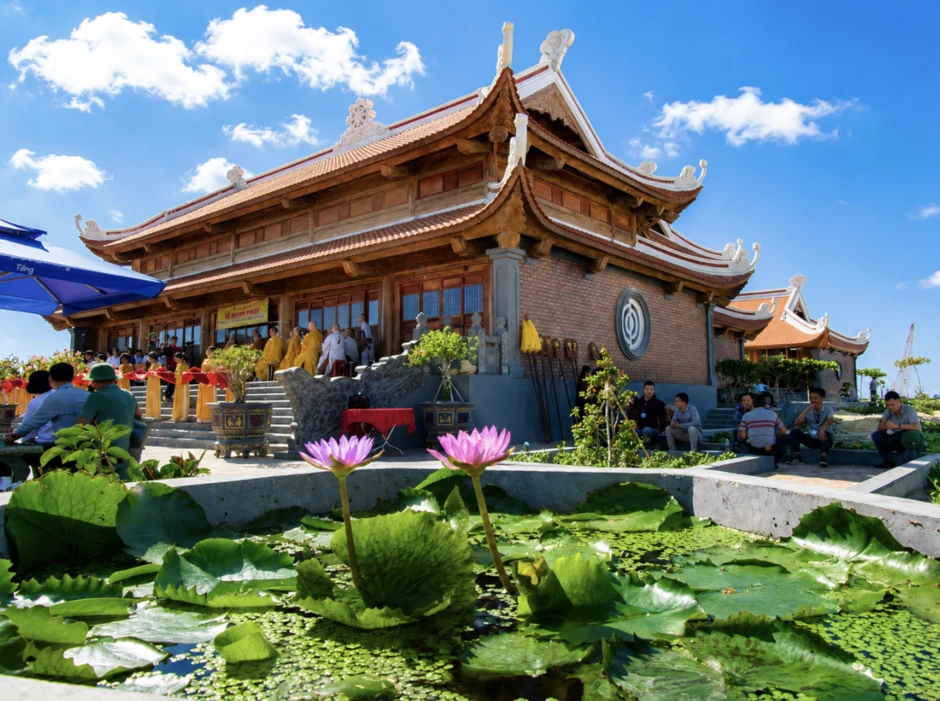 Tiếng chuông chùa ở Trường Sa - Kỳ 1: Giữ hồn Việt nơi đầu sóng Tiếng chuông chùa ở Trường Sa - Kỳ 1: Giữ hồn Việt nơi đầu sóng