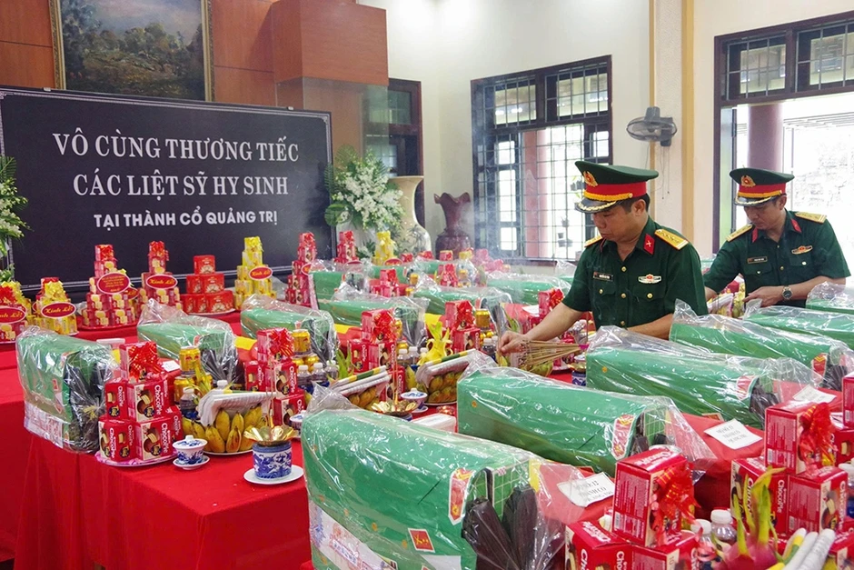 Tìm các anh giữa cỏ non Thành cổ Tìm các anh giữa cỏ non Thành cổ