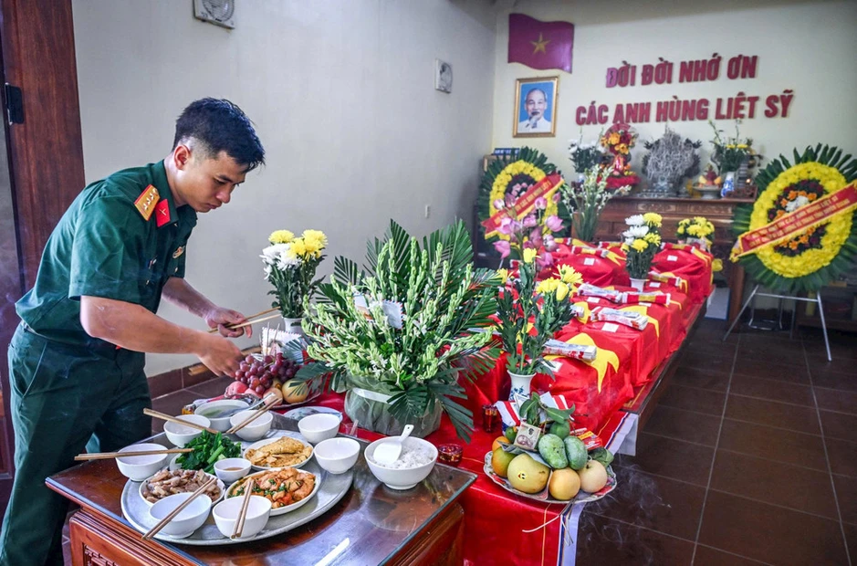 Tìm đồng đội dưới "Lò vôi thế kỷ"
