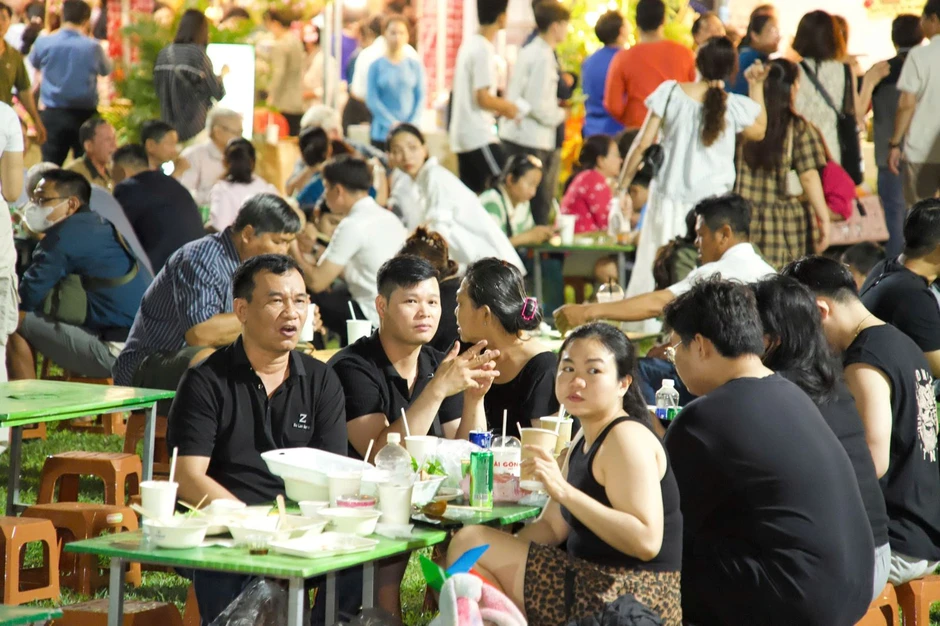 TP Hồ Chí Minh tăng trưởng hai con số - Bài 1: Khơi thông nguồn lực, tạo động lực tăng trưởng TP Hồ Chí Minh tăng trưởng hai con số - Bài 1: Khơi thông nguồn lực, tạo động lực tăng trưởng