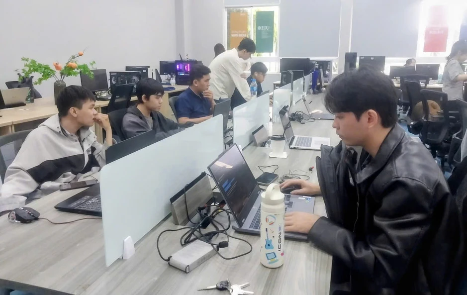 TP Hồ Chí Minh tăng trưởng hai con số - Bài cuối: Phát triển kinh tế xanh và số TP Hồ Chí Minh tăng trưởng hai con số - Bài cuối: Phát triển kinh tế xanh và số