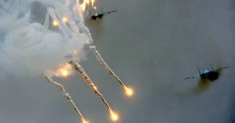 "Bí mật của Su-34 không hề nằm ở chỗ đó": Chuyên gia bóc tách mới thấy tính toán của Nga chẳng tầm thường
